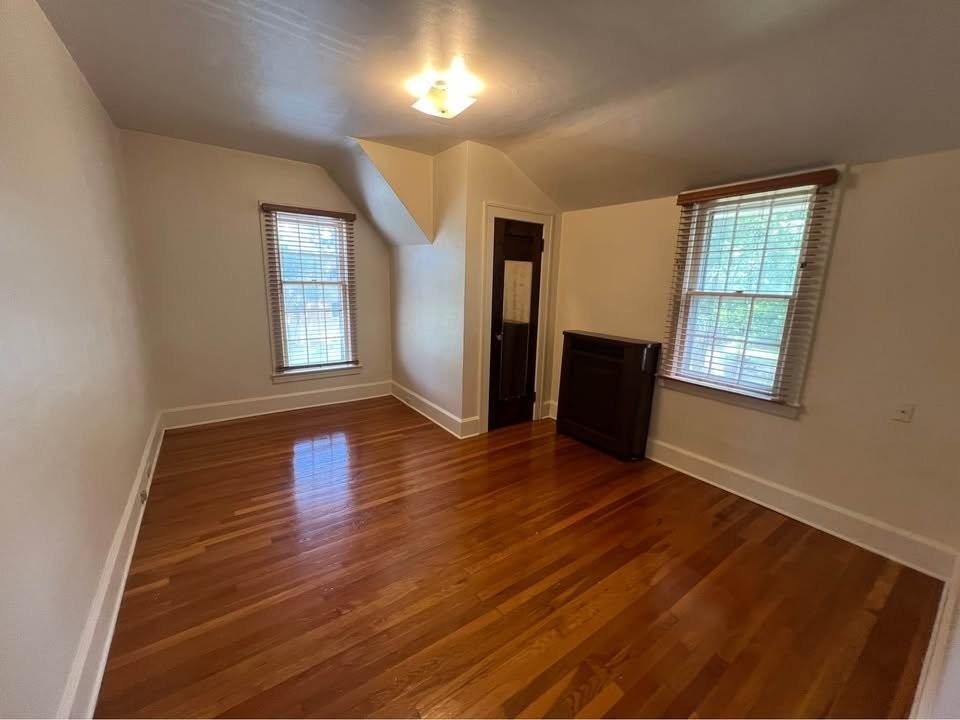 2616 South Street Southeast #B - Photo 4 of 8