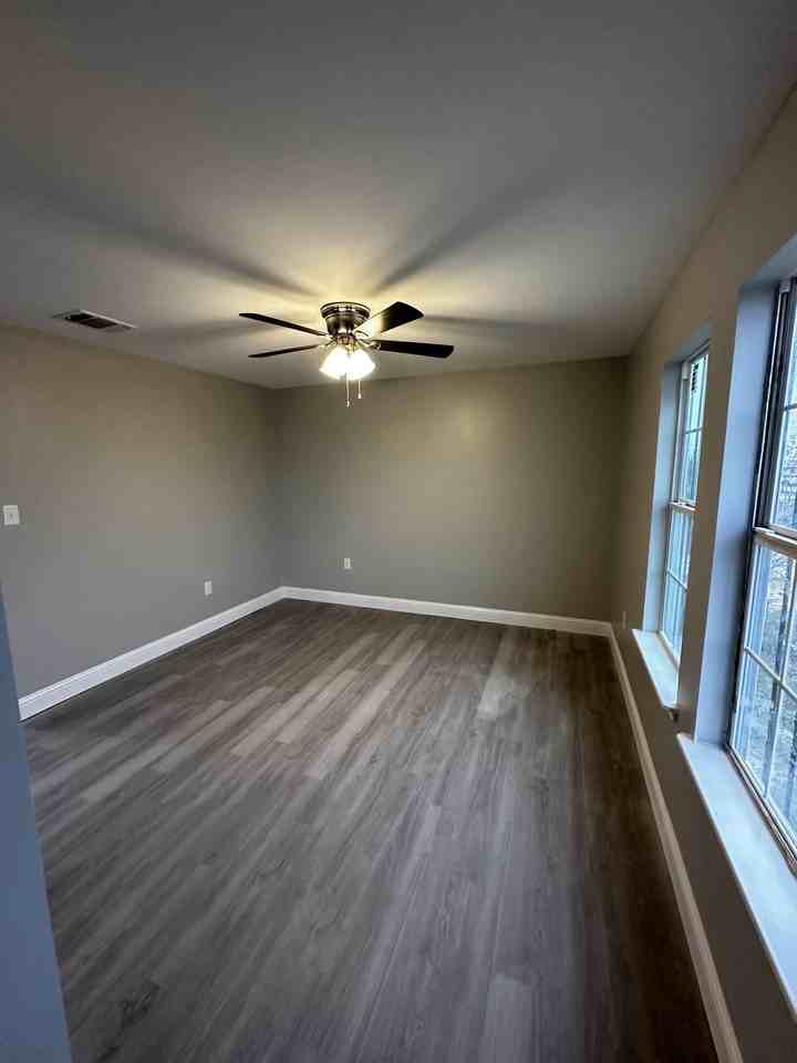 160 Pleasant #NA - Photo 4 of 10