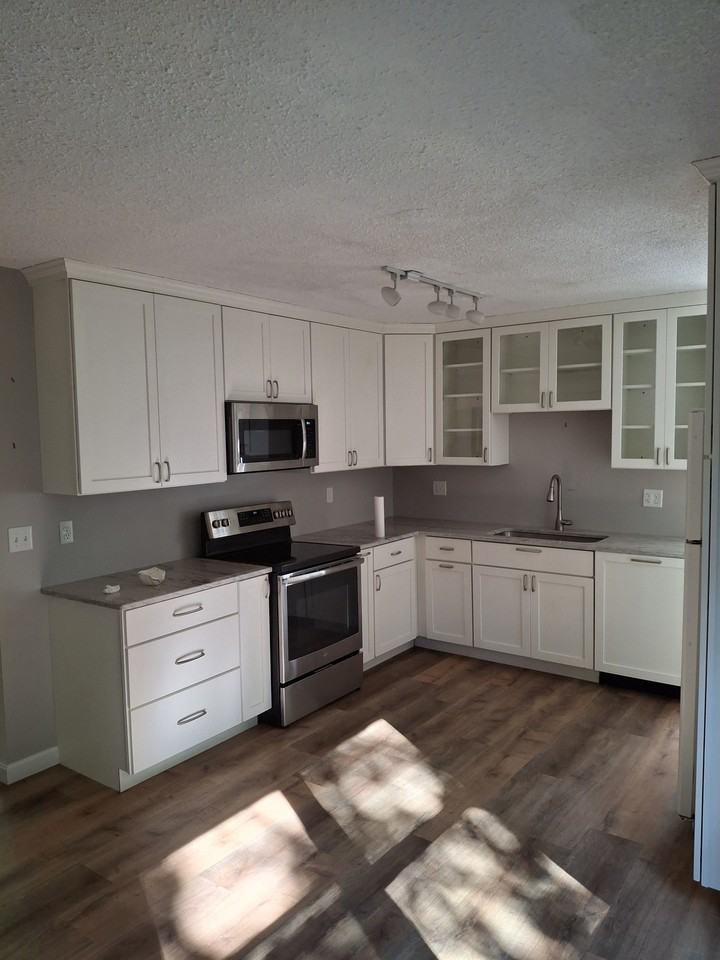 39 Pine Grove Ave #NA - Photo 2 of 8