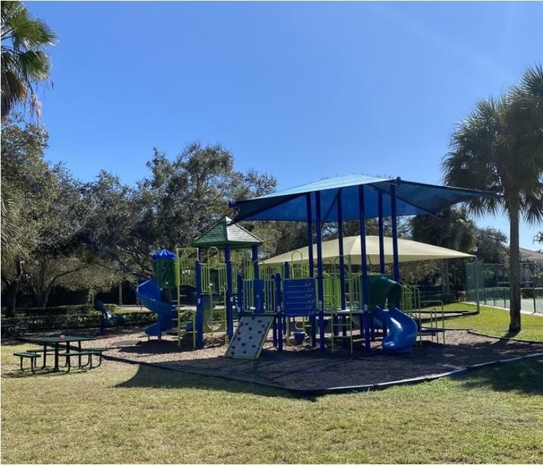 207 Banyanwood Pt #NA - Photo 4 of 29