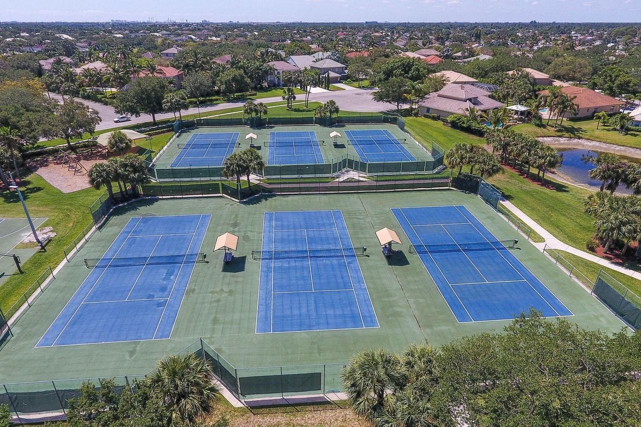 207 Banyanwood Pt #NA - Photo 5 of 29