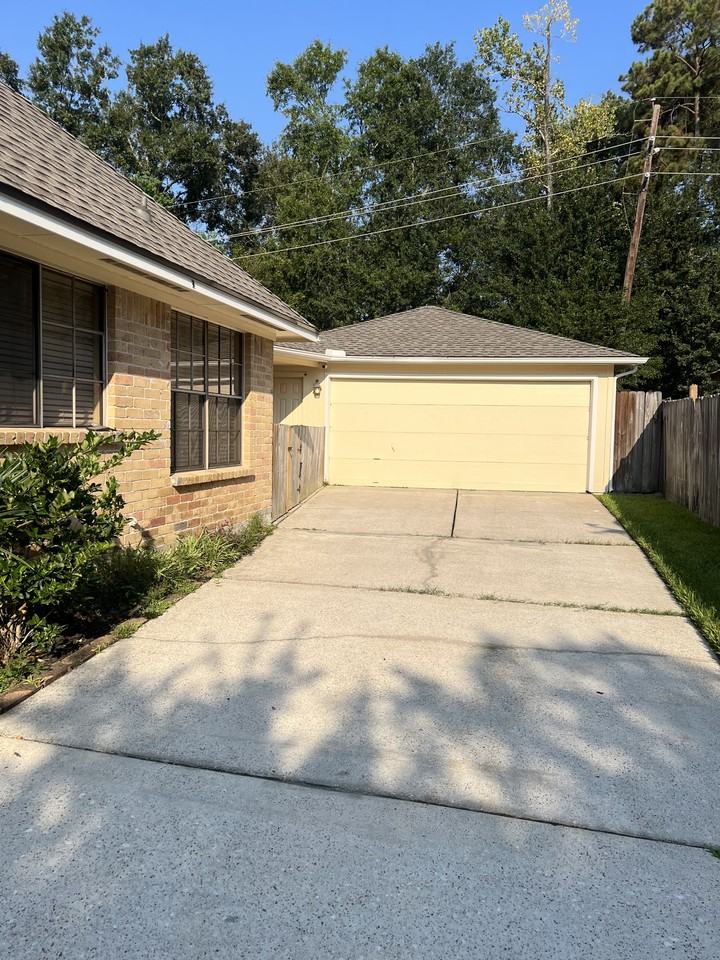 3815 Oak Gardens Drive #NA - Photo 2 of 19