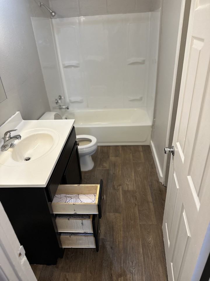 1315 Harvard Street #1315 - Photo 4 of 25