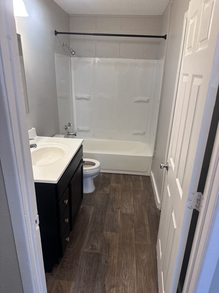 1315 Harvard Street #1315 - Photo 6 of 25