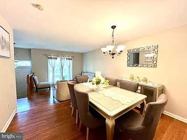6904 Compton Ln - Photo 2 of 11