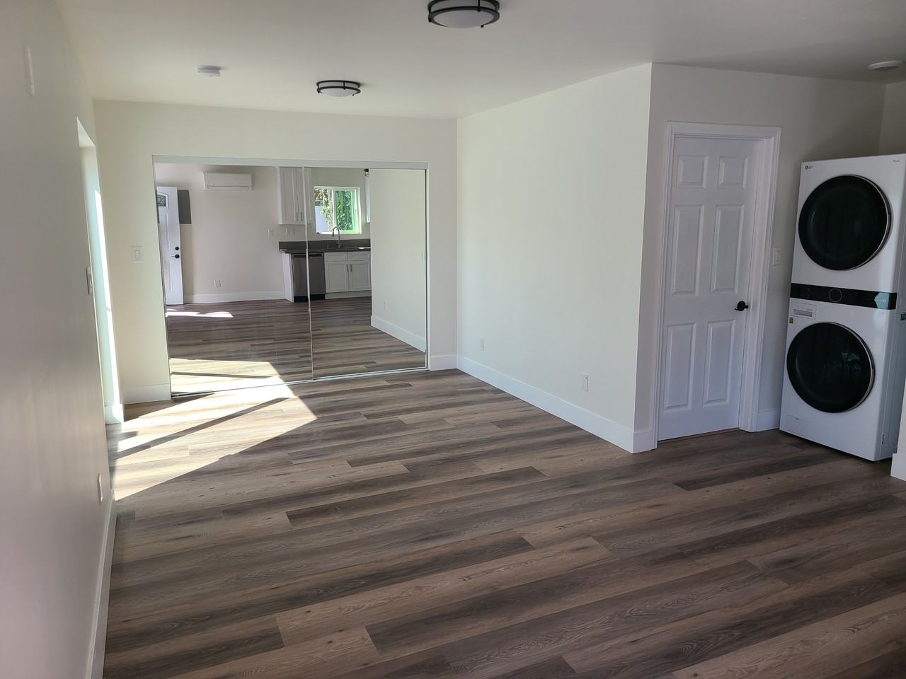 19113 Bessemer St #NA - Photo 5 of 9