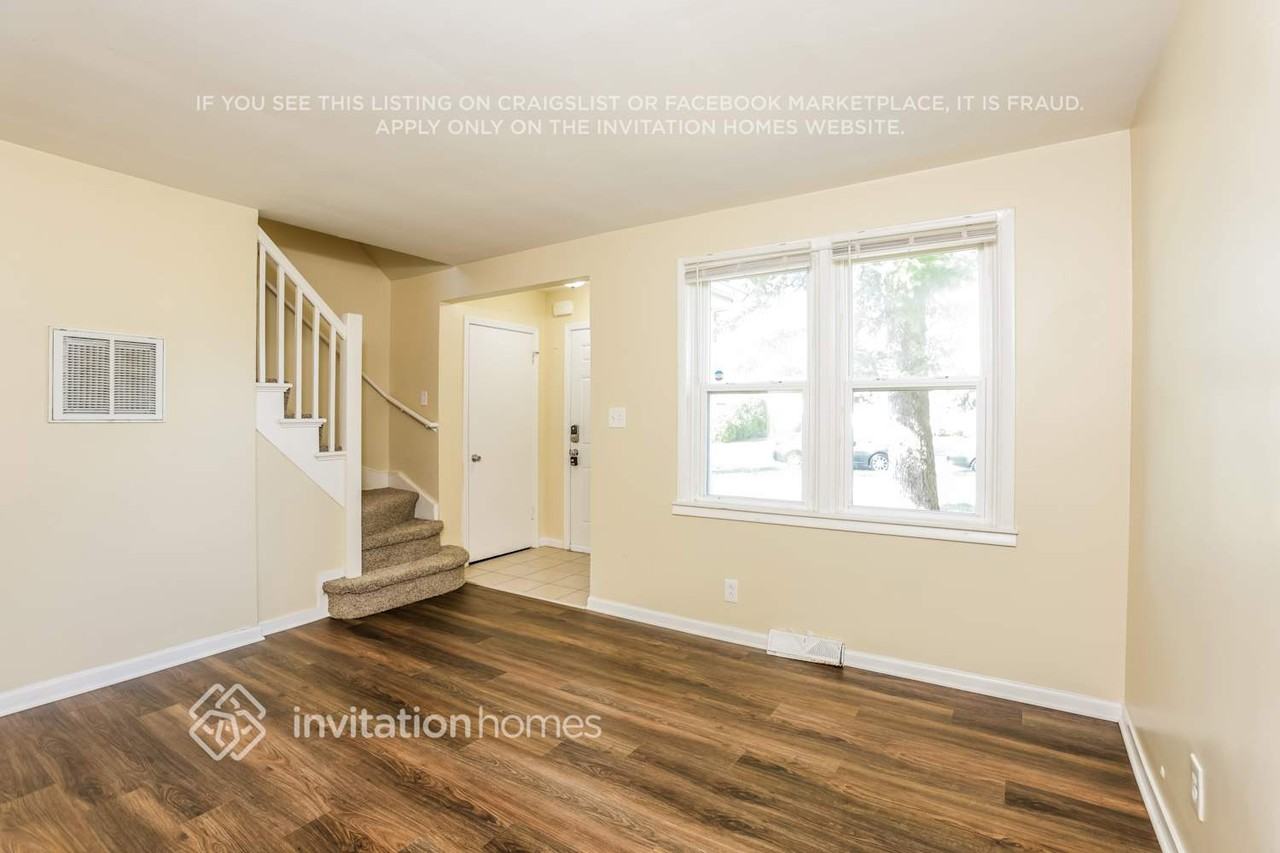 5759 W 82nd Pl - Photo 7 of 18