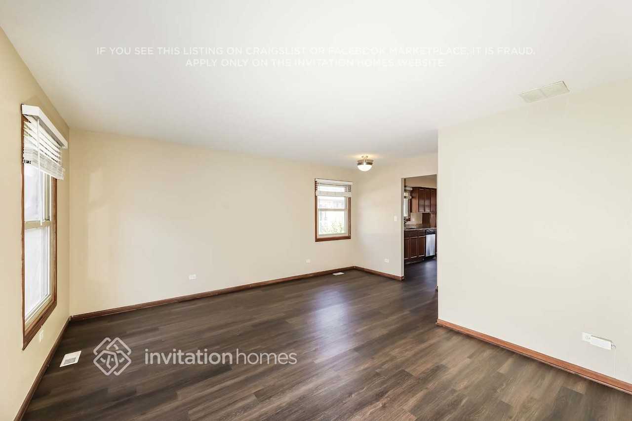 17837 66th Avenue - Photo 4 of 17