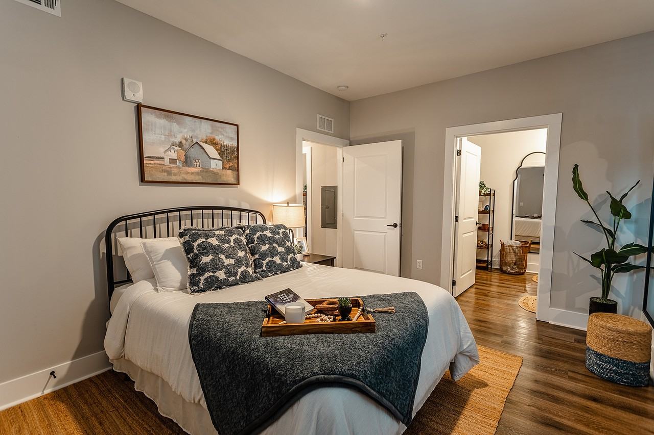 Pointe Grand Brick City - Photo 5 of 16