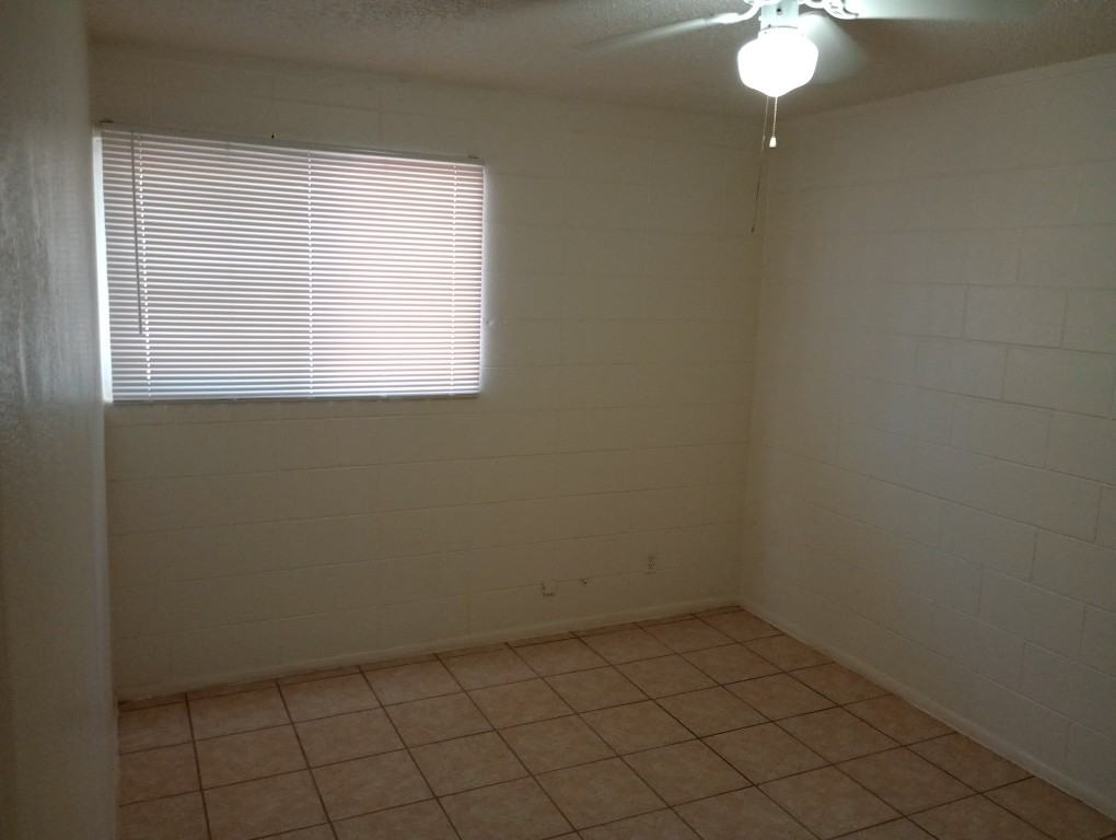 401 N D St #15 - Photo 7 of 16