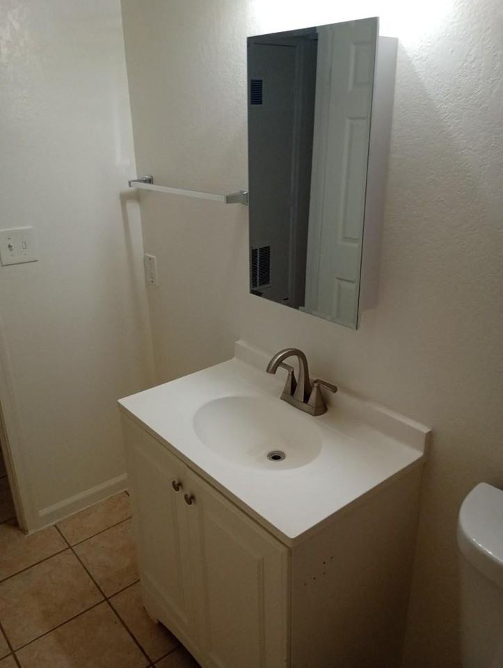 401 N D St #14 - Photo 6 of 20