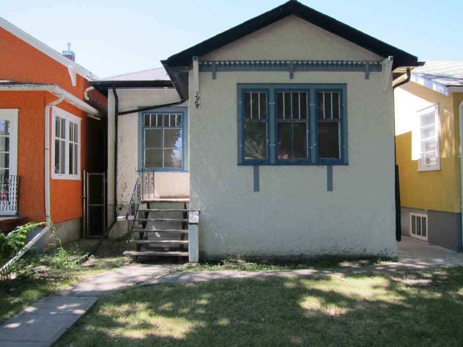 1964 Saint John Street - Photo 2 of 12