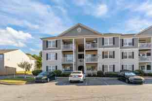 942 Plaza Walk - Photo 1 of 1