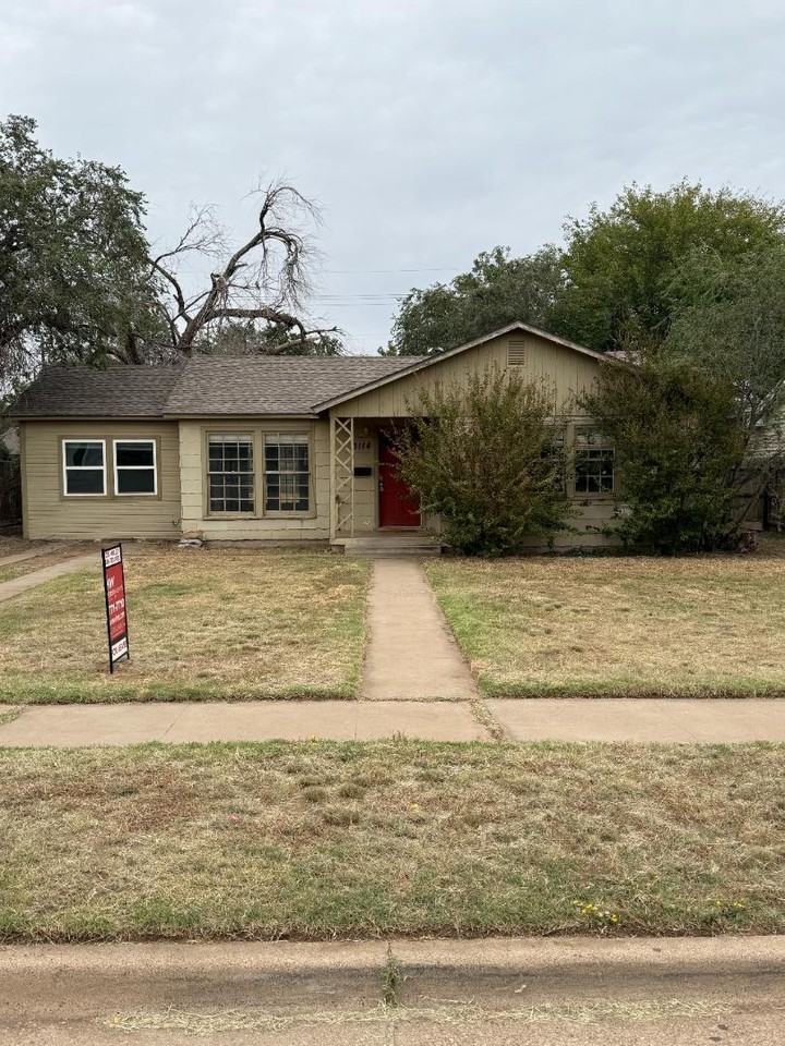 3114 33rd St - Photo 3 of 12