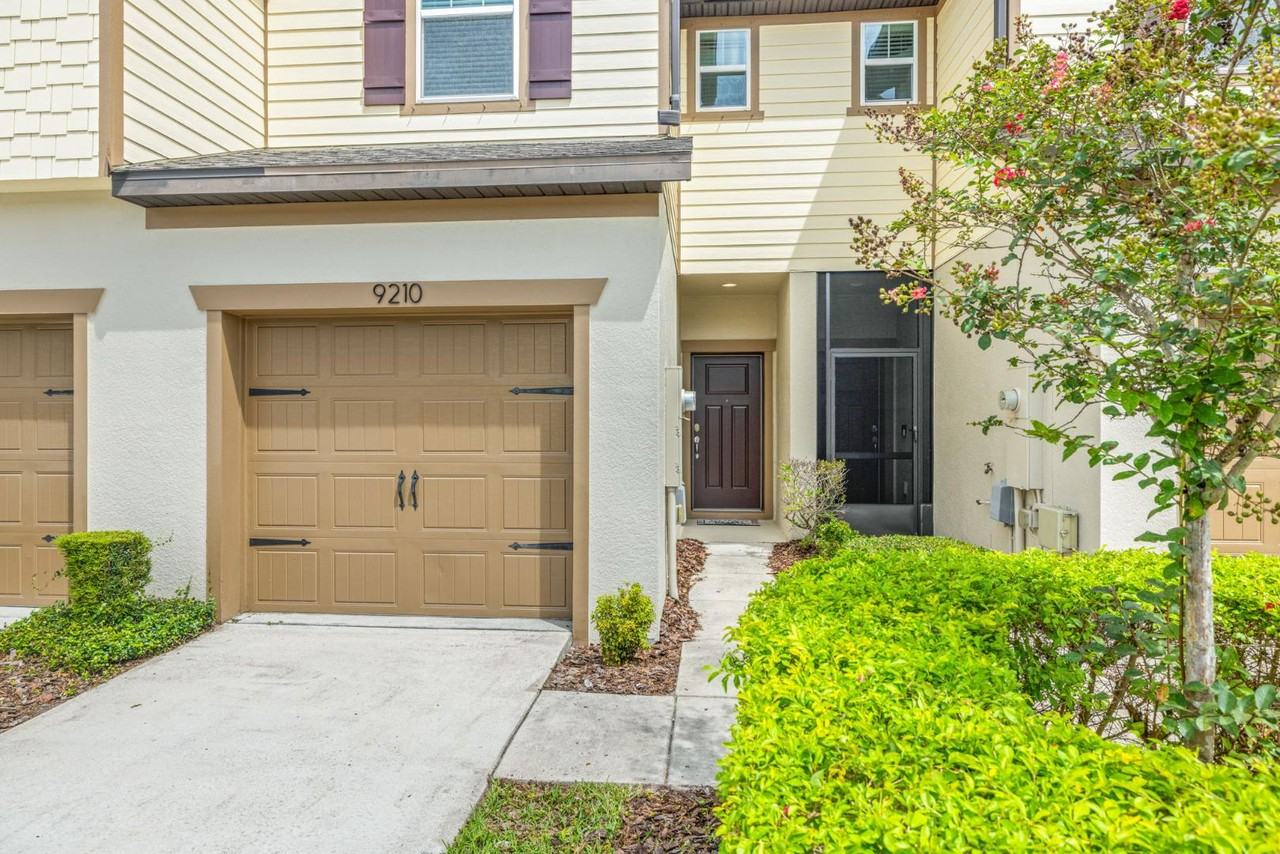 9210 Hillcroft Drive - 9210 Hillcroft Drive - Photo 6 of 20