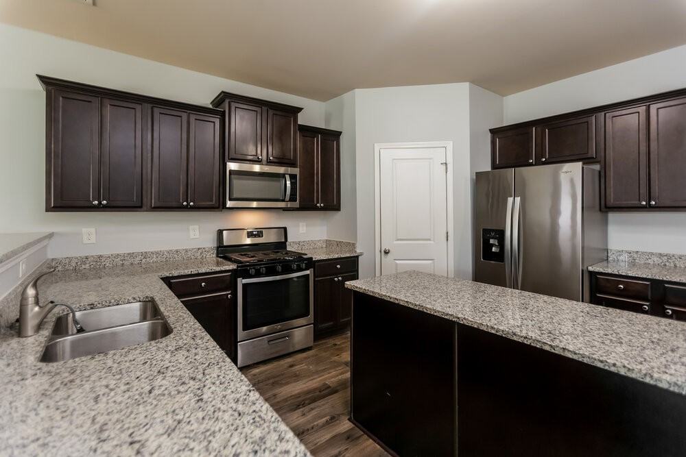 26 Barnsley Village Dr - Photo 7 of 16