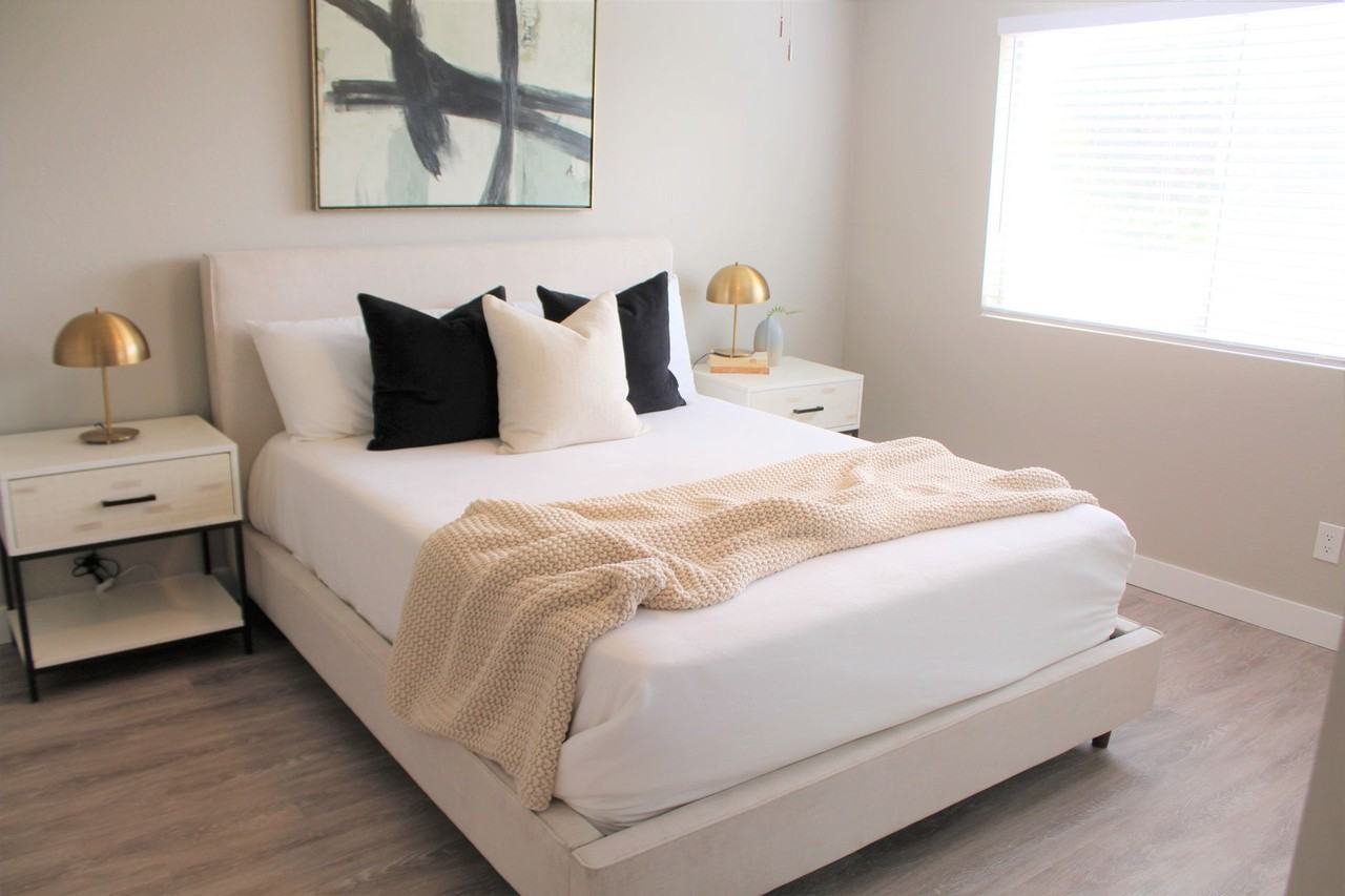 THE POINTE - Photo 4 of 50