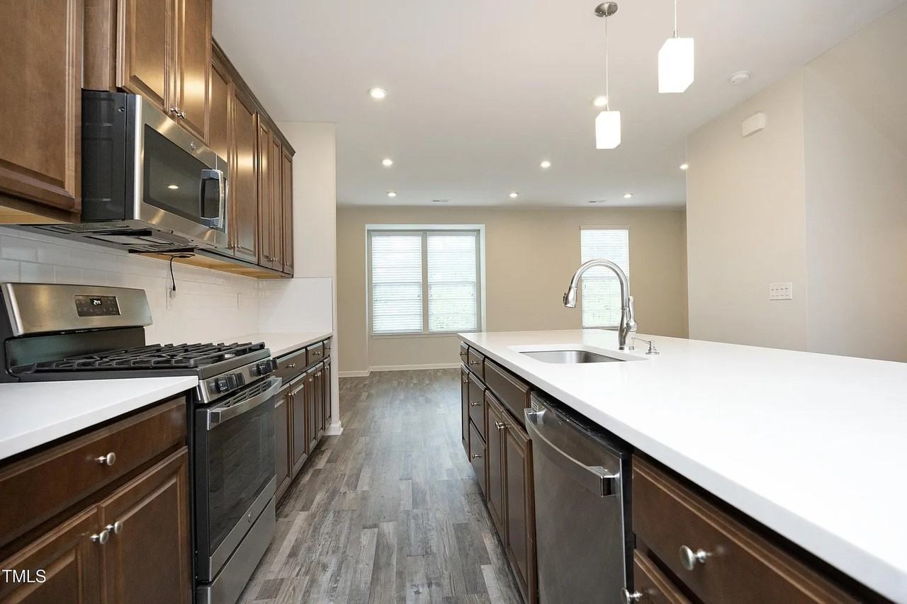 1414 Excelsior Grand Ave - Photo 6 of 41