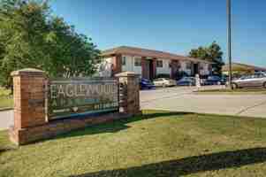 featured image of 1300 W Eaglewood Dr