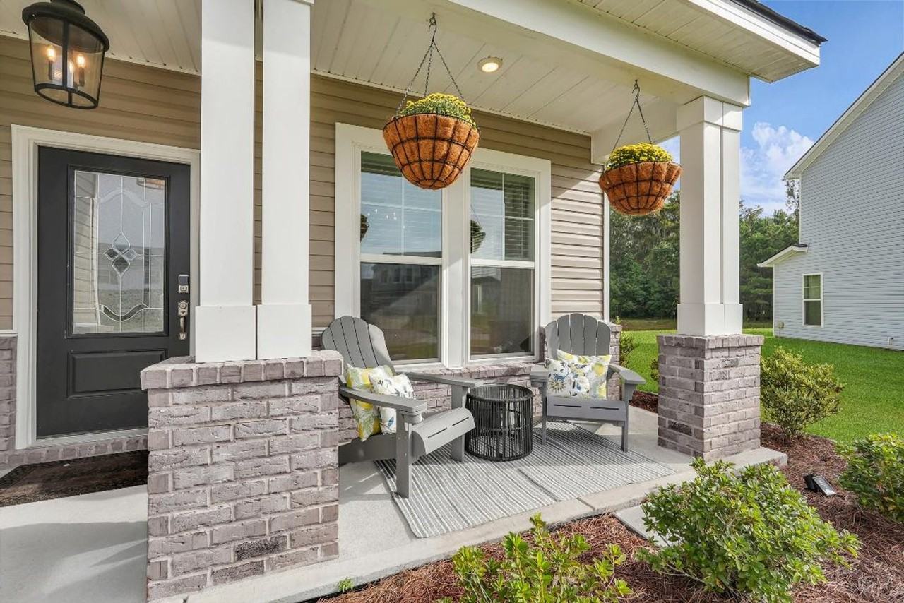 24 Headlands Ct - Photo 3 of 46