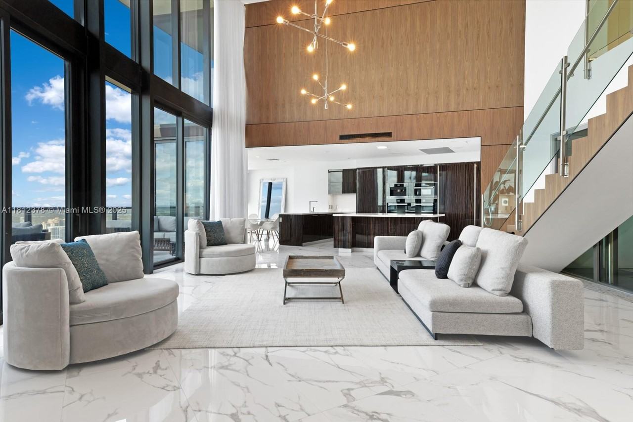 Collins Ave & 185th St - Photo 3 of 18