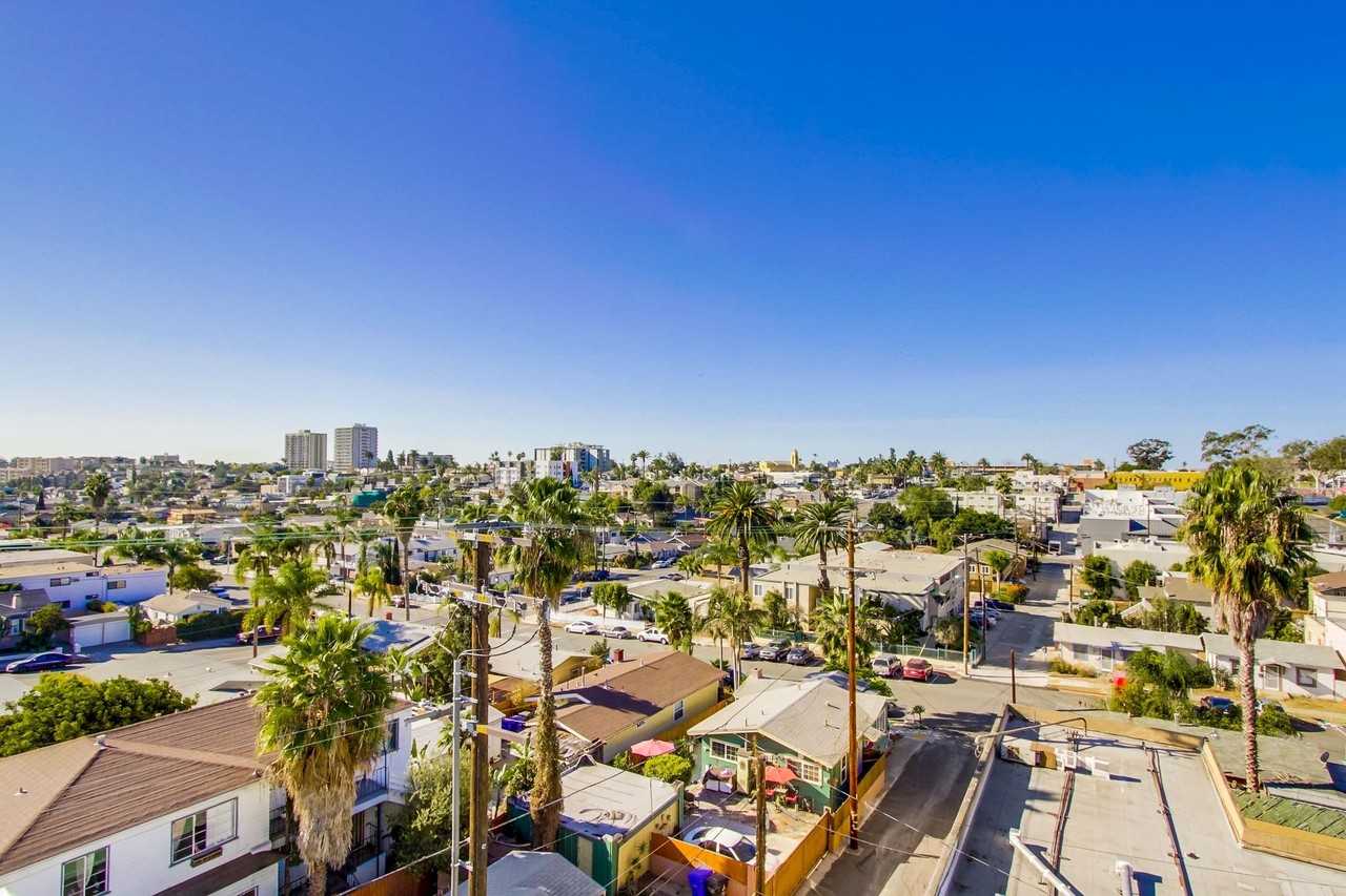 The Evelyn Townhomes: Luxe Living in the Heart of North Park’s Trendy Vibe - Photo 5 of 50