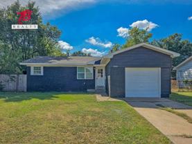3332 Sw 47th St - Photo 1 of 1