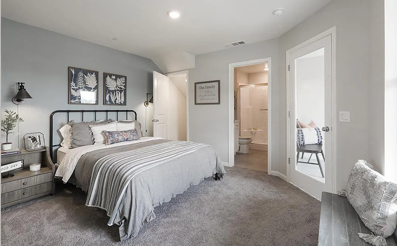 8006 Vidius Way - Photo 3 of 8