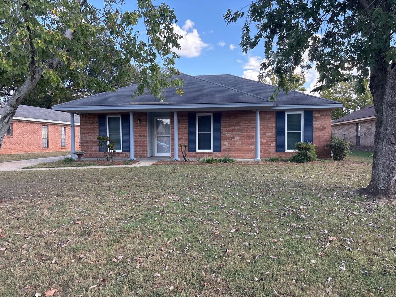 7105 Bentley Court - Photo 2 of 29