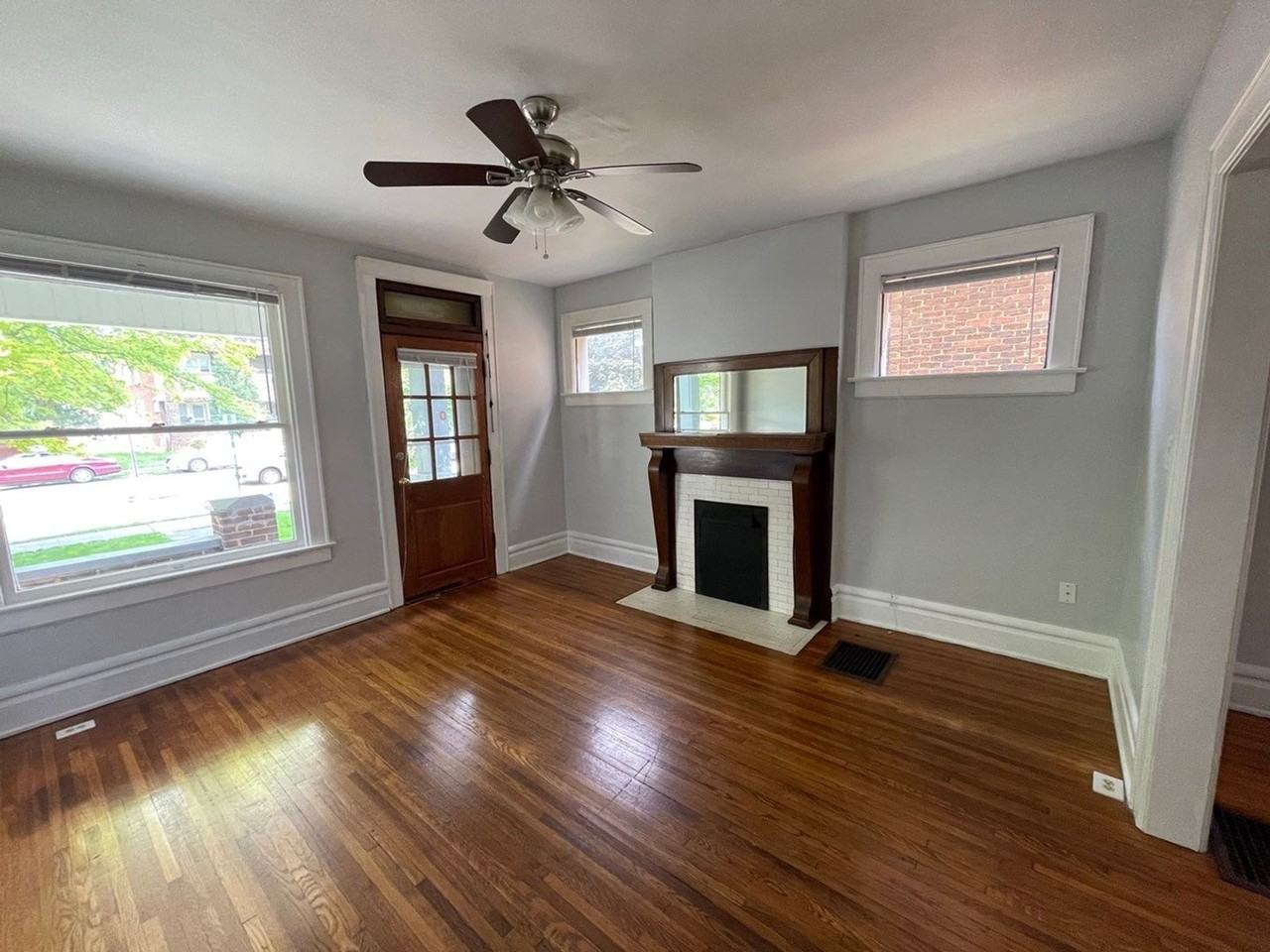 1701-1707 N. Summit Street - Photo 2 of 24