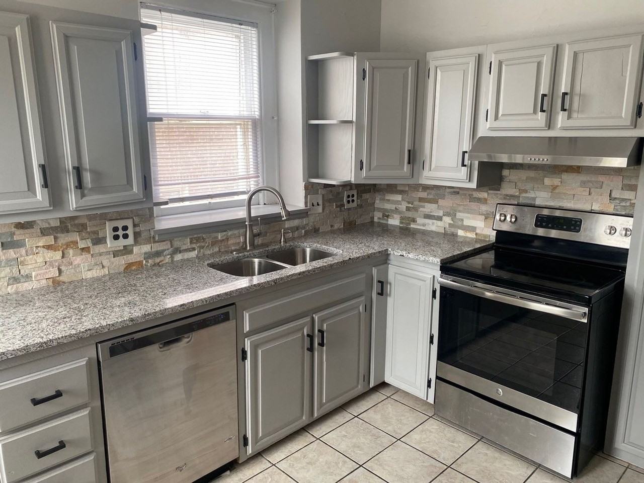 1701-1707 N. Summit Street - Photo 3 of 24