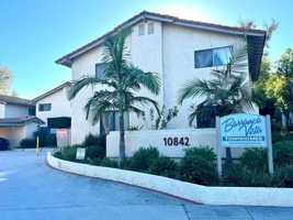 featured image of 10842 Del Norte St