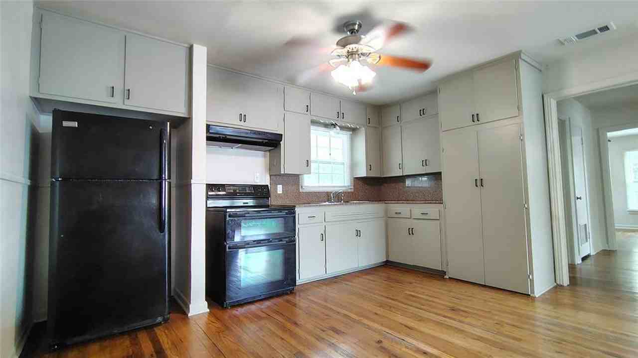 13805 Maye Pl - Photo 7 of 14