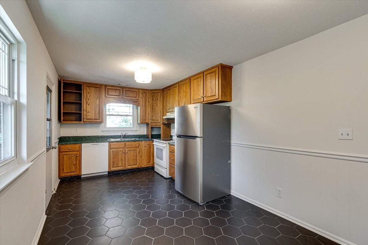 416 Marlow Dr - Photo 6 of 23