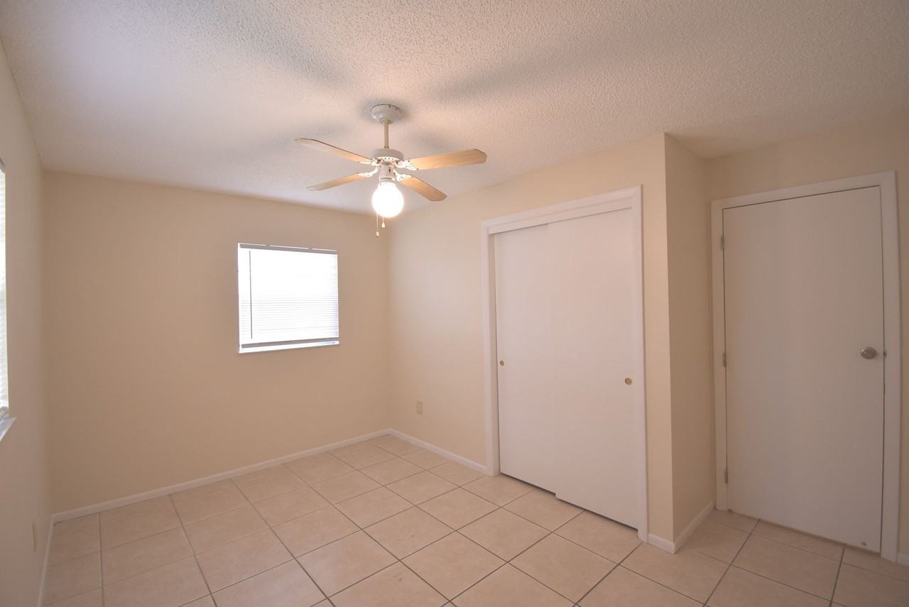 1587 N C 470 #2 - Photo 6 of 12