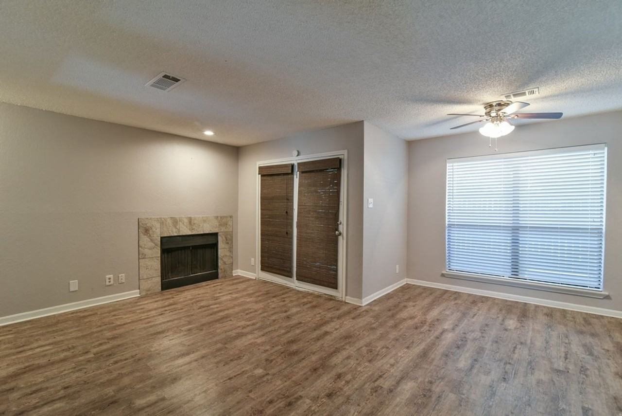 1906 Emerald Pl #1214 - Photo 7 of 34