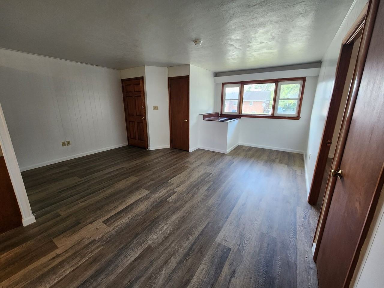 205 Carbaugh Drive - Photo 3 of 29