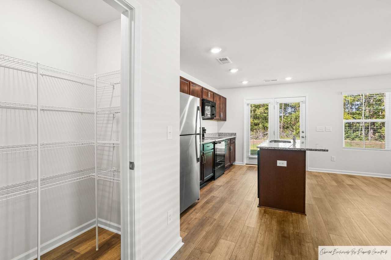 441 Pepperbush Lane - Photo 6 of 31