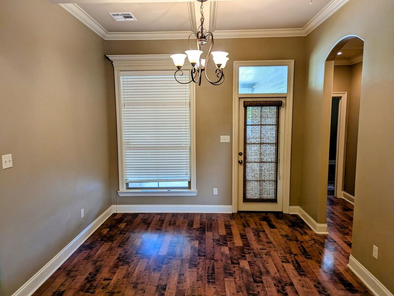 406 Milton Estates Ln - Photo 7 of 22