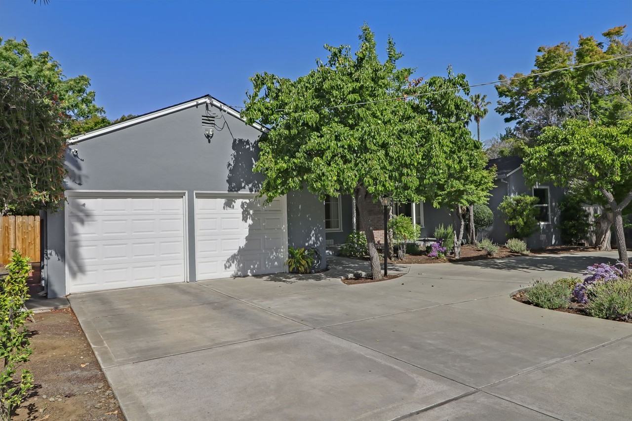 808 Pico Ln - Photo 2 of 47
