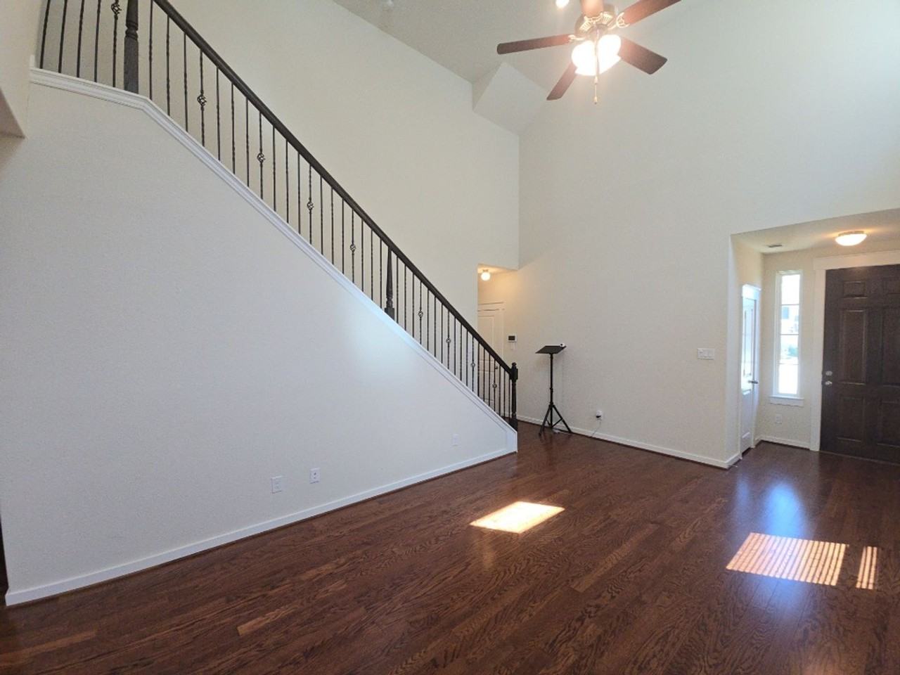 7543 Coral Terrace Dr - Photo 2 of 29