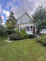 featured image of 894 Beech St