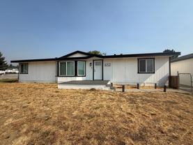 652 S Larch Ave - Photo 1 of 1