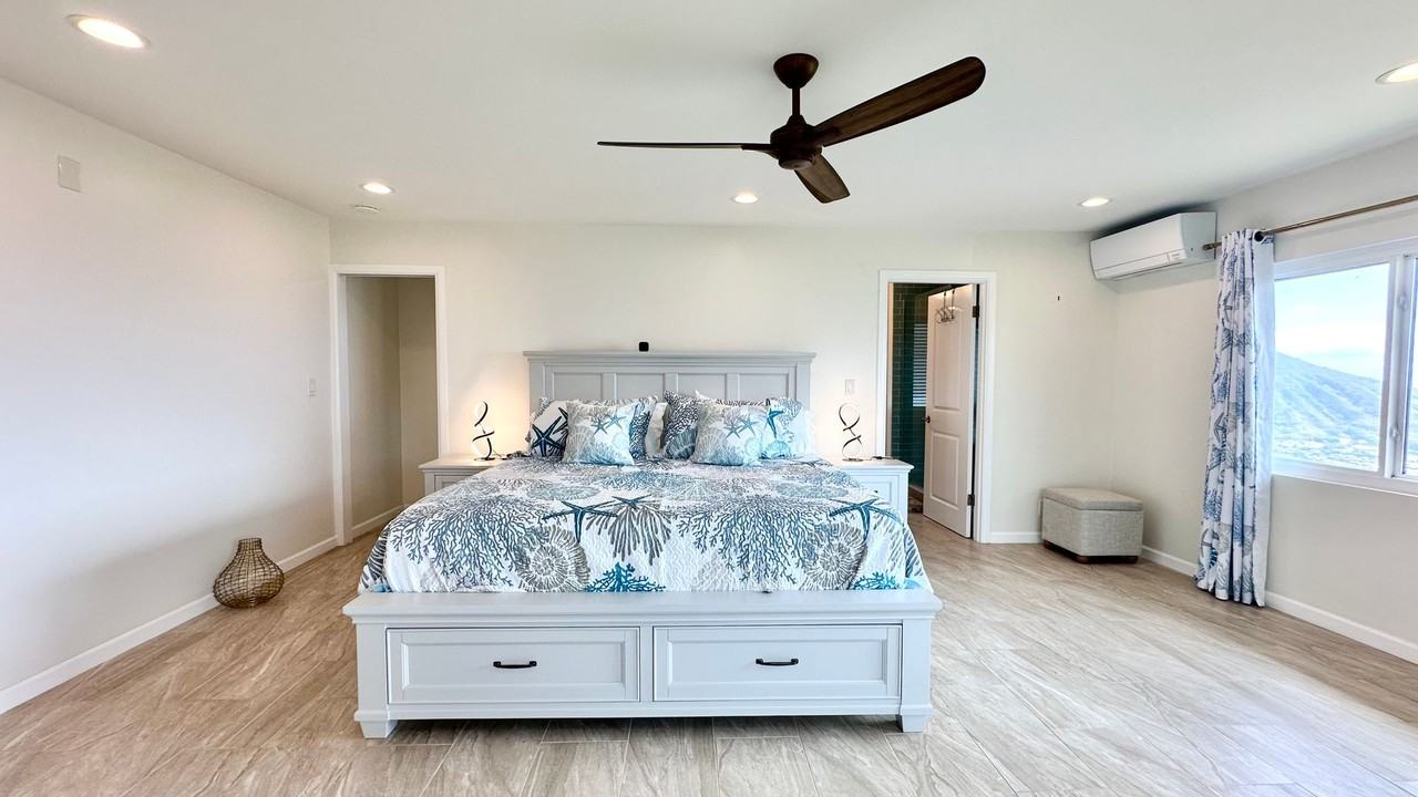 1034 Kaumoku St - Photo 4 of 40