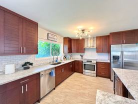 1034 Kaumoku St - Photo 1 of 1