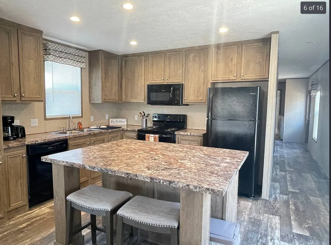 7701 N Farm Road 193 - Photo 2 of 27