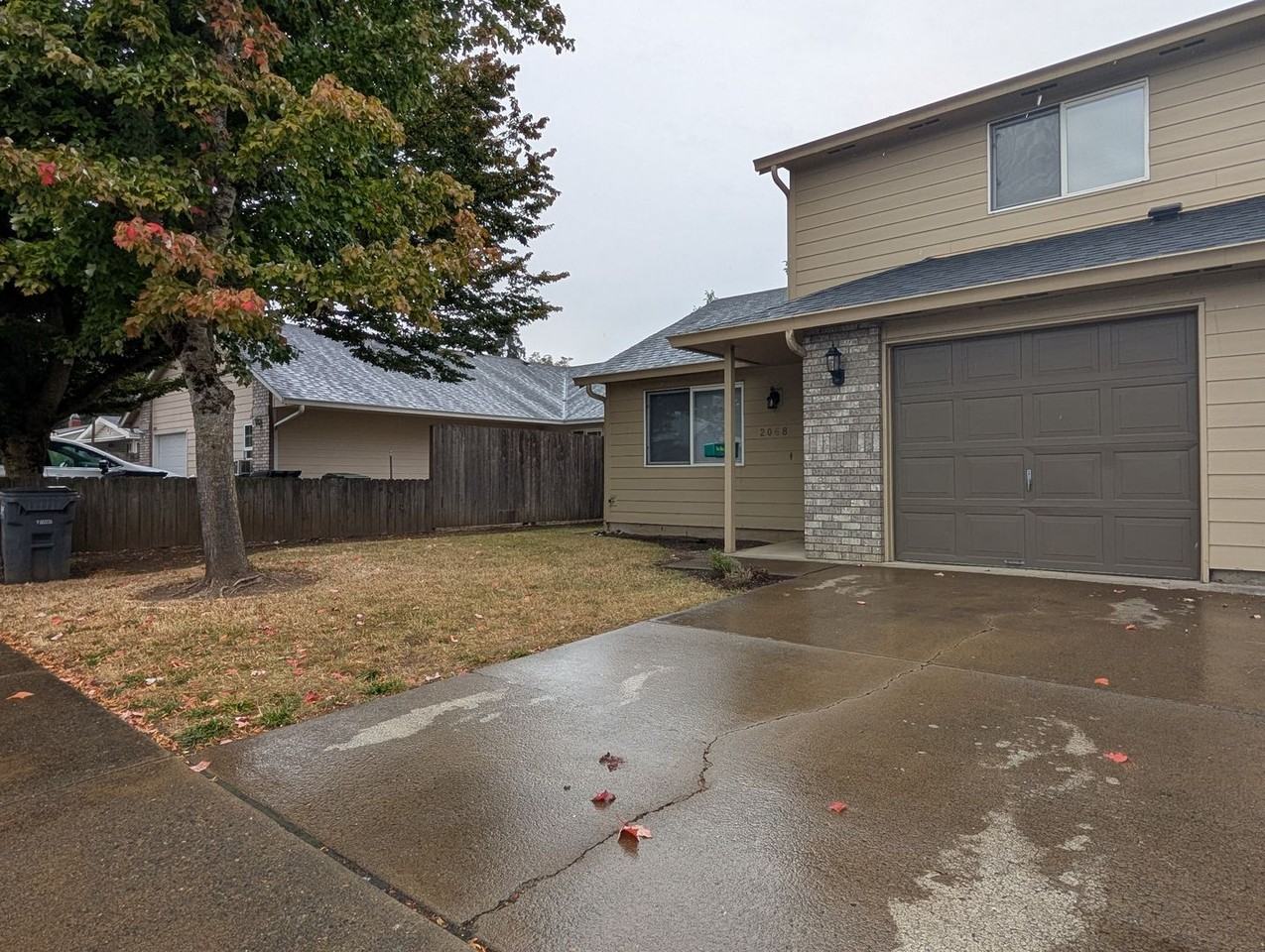 2068 Scott Rd - Photo 2 of 23