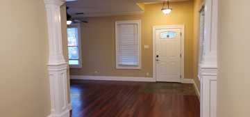 featured image of 325 Berkeley Ave