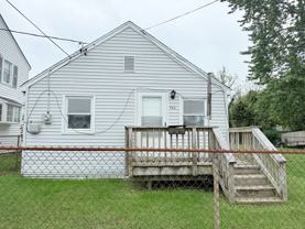 745 Clarence St - Photo 1 of 1