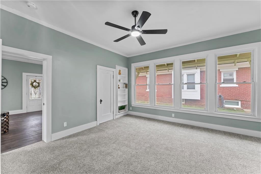 1404 Main St - Photo 3 of 10